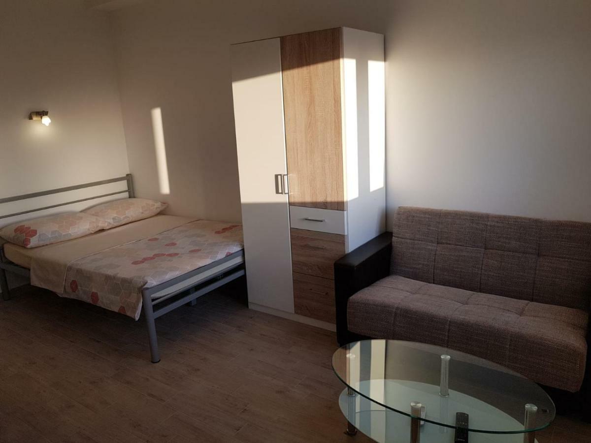 Studio Apartment Matija Podstrana Exterior photo