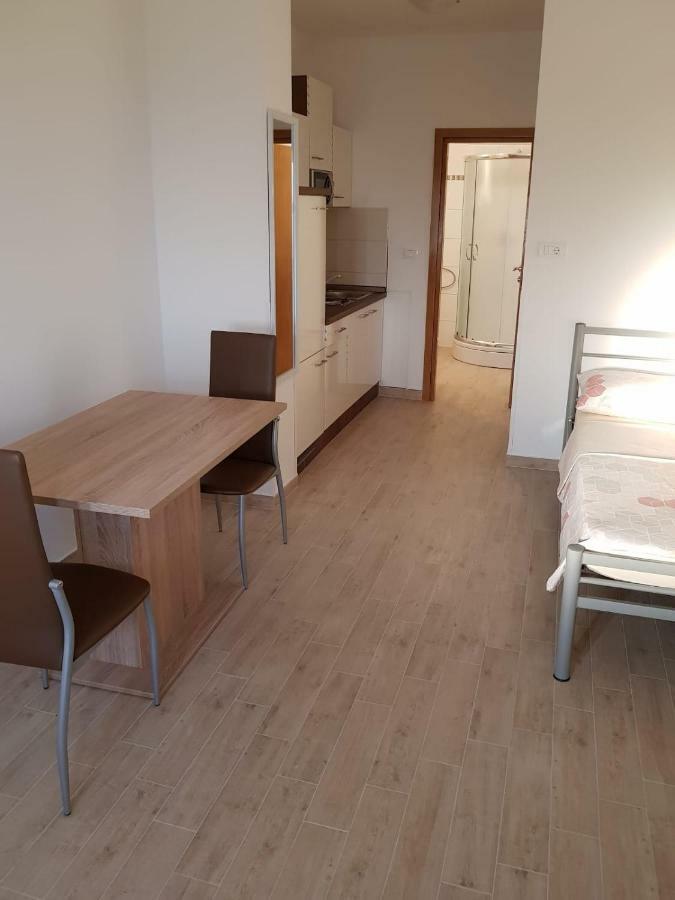 Studio Apartment Matija Podstrana Exterior photo